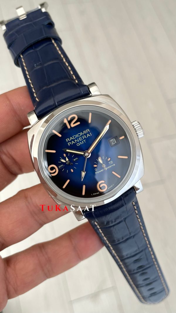 Panerai Radiomir GMT Power Reserve PAM00946 Mavi 45mm Silver Replika Saat Panerai Radiomir GMT Power Reserve PAM00946 Mavi 45mm Silver Replika Saat