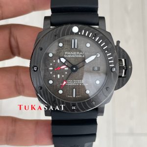 Panerai Submersible Luna Rossa Carbotech Pam01039 Gri Kadran 47mm Erkek Kol Saati