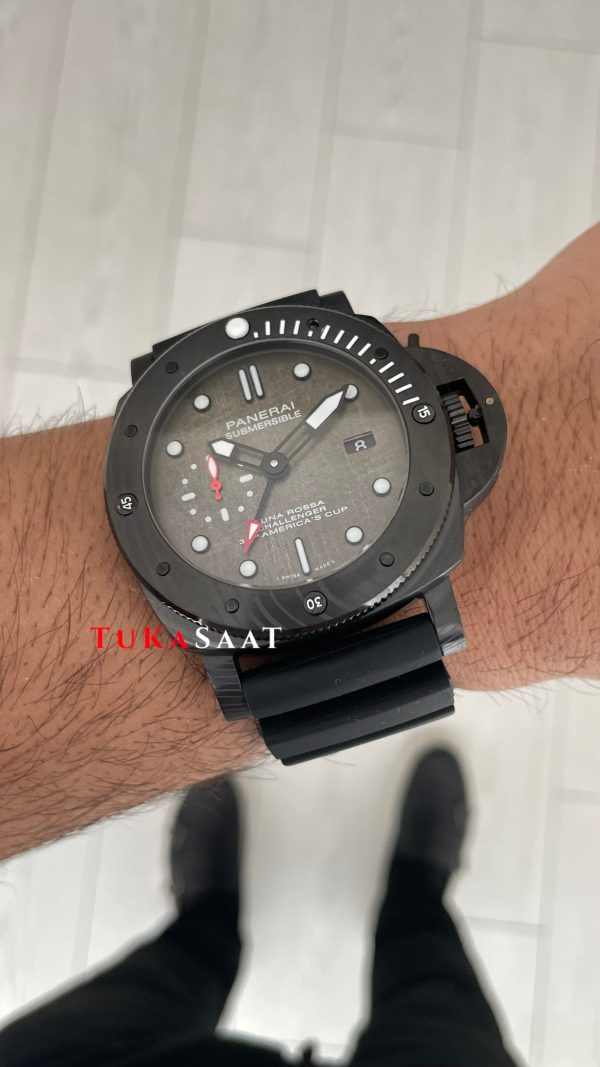 Panerai Submersible Luna Rossa Carbotech Pam01039 Gri Kadran 47mm Erkek Kol Saati