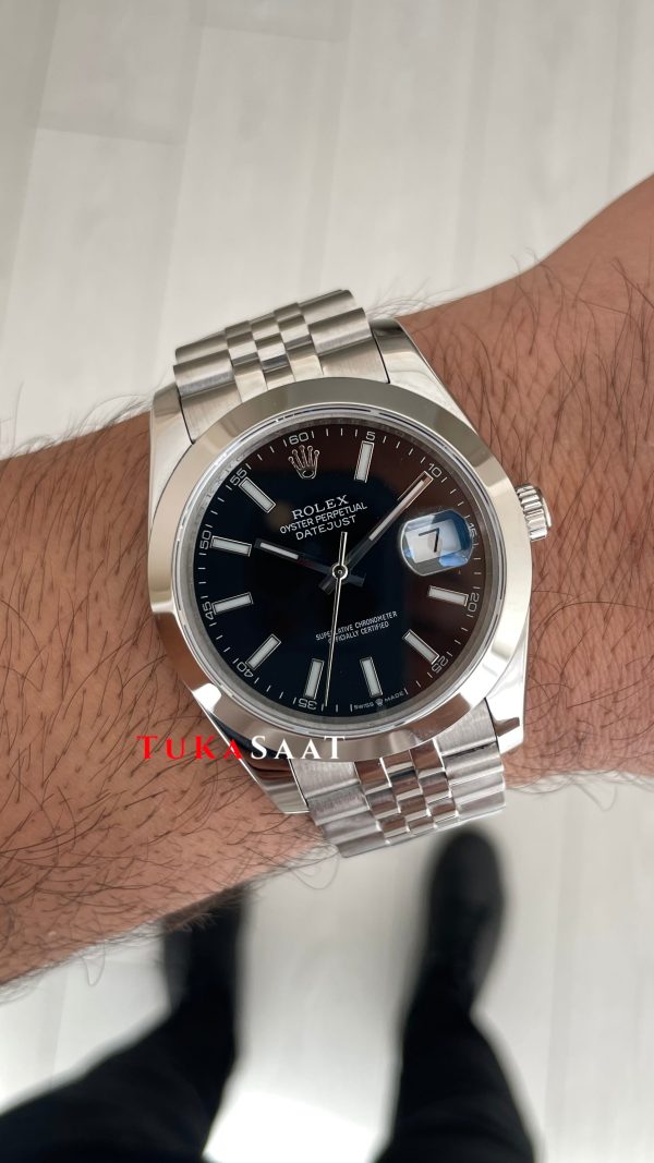 Rolex Datejust Siyah 126300 Jubilee Smooth Bezel 41mm