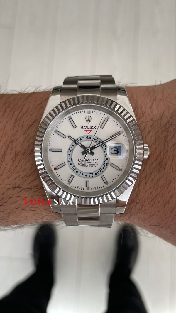 Rolex Sky Dweller Beyaz 336934 Oyster 42mm Replika Saat