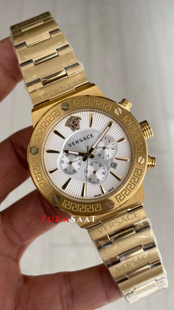 Versace Greca Chronograph Gold Beyaz Kadran 43mm Replika Saat Versace Greca Chronograph Gold Beyaz Kadran 43mm Replika Saat