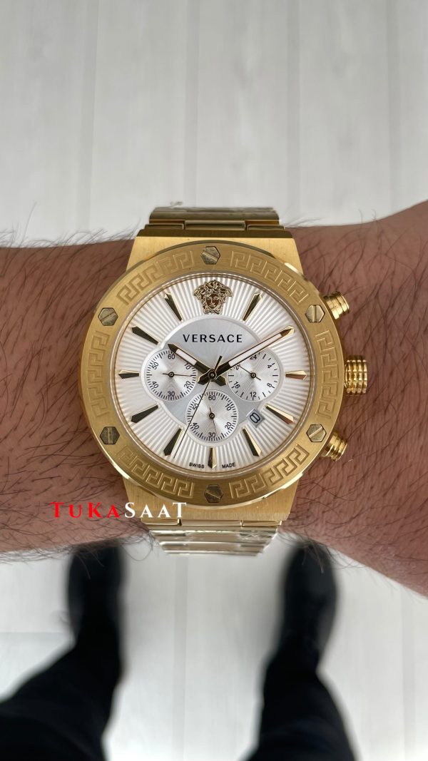 Versace Greca Chronograph Gold Beyaz Kadran 43mm Replika Saat Versace Greca Chronograph Gold Beyaz Kadran 43mm Replika Saat