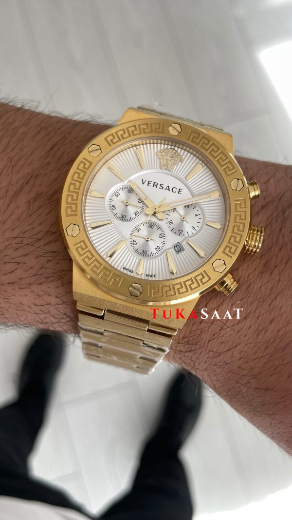 Versace Greca Chronograph Gold Beyaz Kadran 43mm Replika Saat Versace Greca Chronograph Gold Beyaz Kadran 43mm Replika Saat