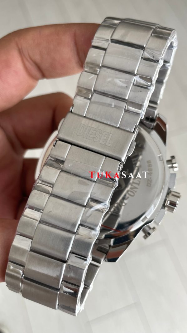 Diesel DZ4686 Mega Chief Beyaz Silver 48mm Erkek Kol Saati Diesel DZ4686 Mega Chief Beyaz Silver 48mm Erkek Kol Saati
