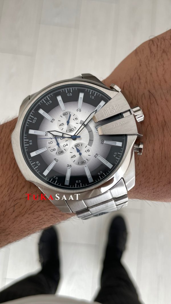 Diesel DZ4686 Mega Chief Beyaz Silver 48mm Erkek Kol Saati Diesel DZ4686 Mega Chief Beyaz Silver 48mm Erkek Kol Saati