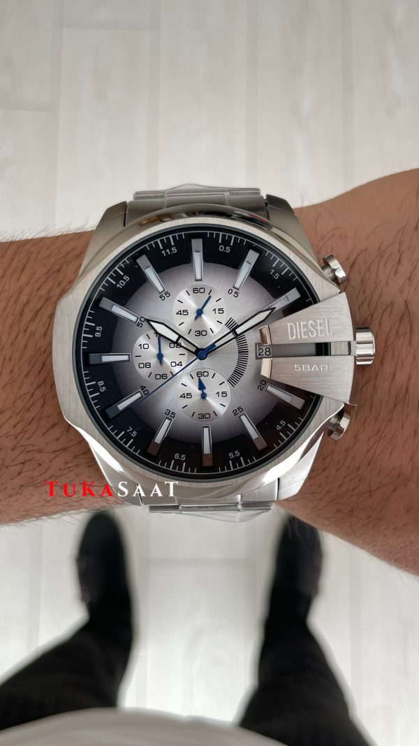 Diesel DZ4686 Mega Chief Beyaz Silver 48mm Erkek Kol Saati Diesel DZ4686 Mega Chief Beyaz Silver 48mm Erkek Kol Saati
