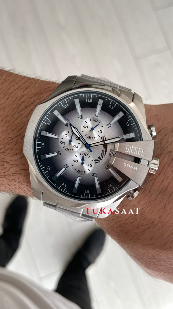 Diesel DZ4686 Mega Chief Beyaz Silver 48mm Erkek Kol Saati Diesel DZ4686 Mega Chief Beyaz Silver 48mm Erkek Kol Saati