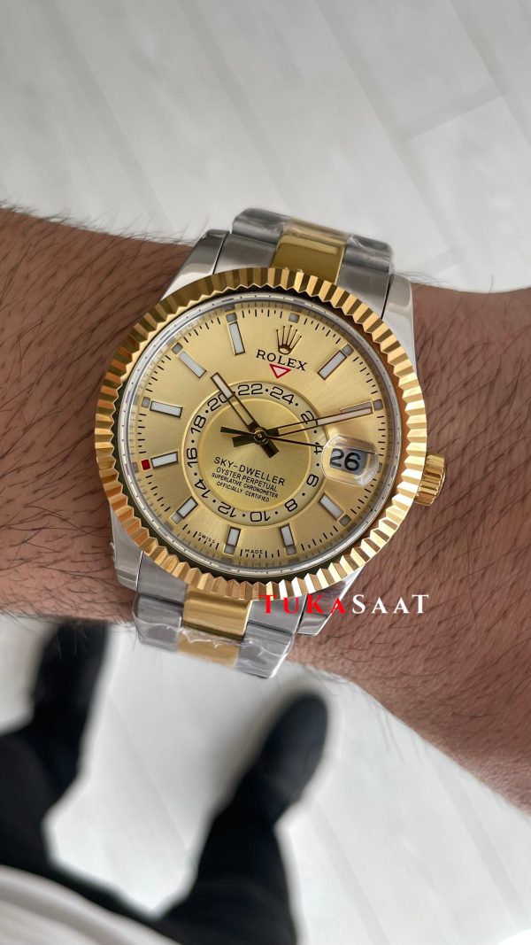 Rolex Sky Dweller Champagne 336933 Oyster Two Tone Gold 42mm ETA Swiss ZF Factory